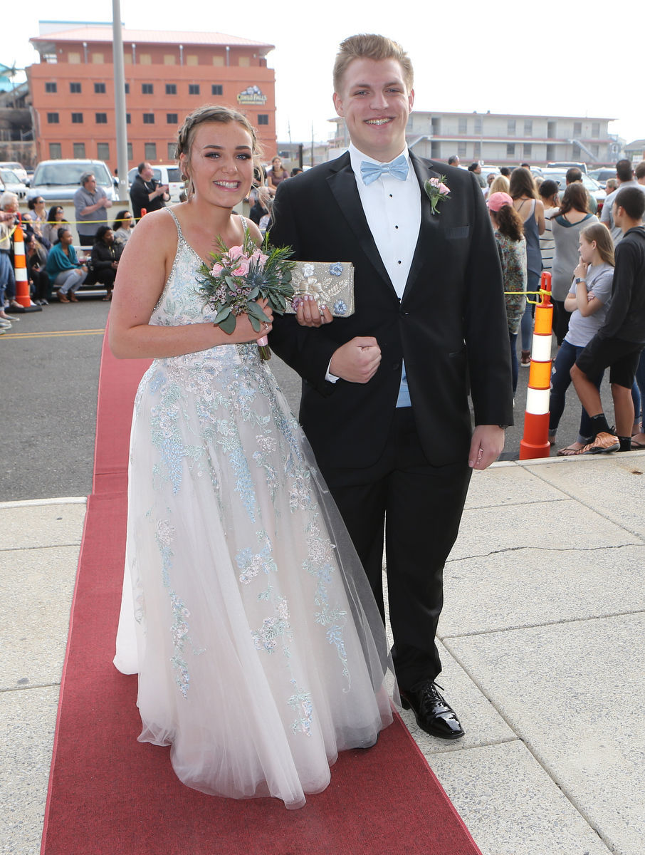 051819_gal_middletwp24.JPG